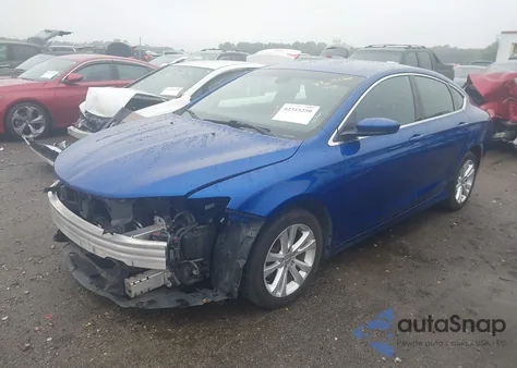 2015 Chrysler 200 Limited z USA, uszkodzony, nr VIN 1C3CCCAB8FN707577